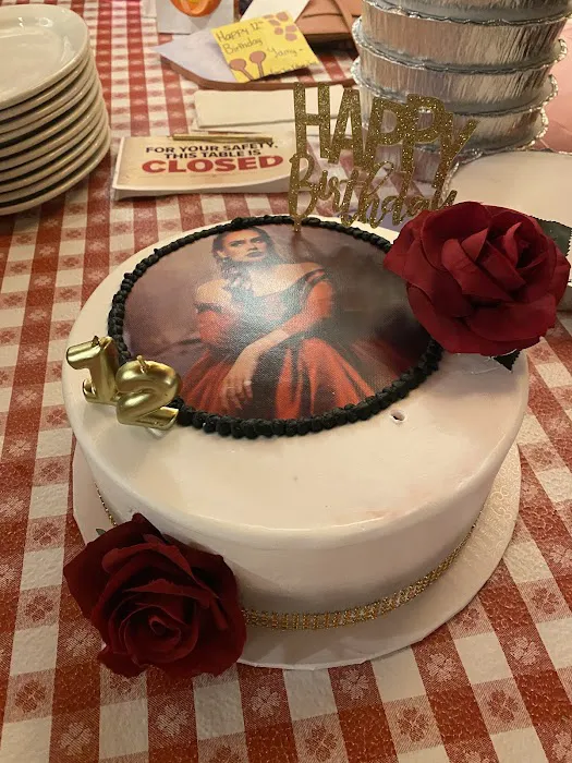 April's Cakes Picture 9
