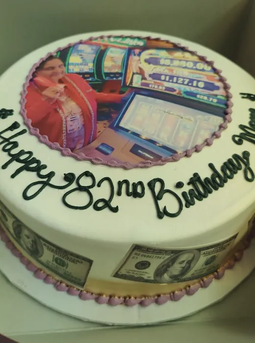 April's Cakes Picture 8