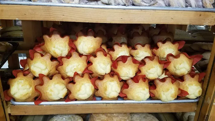 El Globo Bakery Picture 3