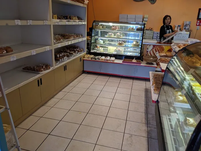 Ye Wool Bakery Picture 3