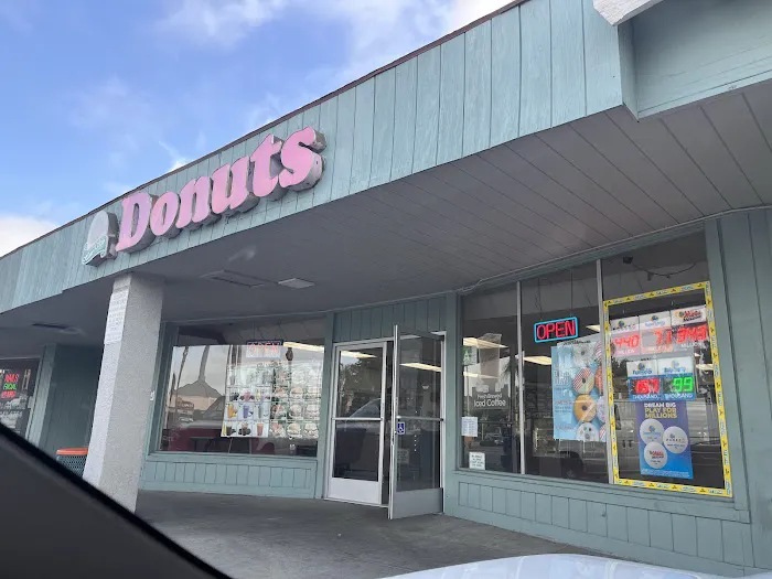 Homestyle Donuts Picture 4