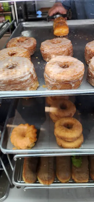 Cherri's Donuts Picture 4