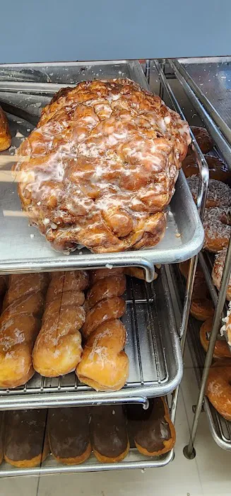 Cherri's Donuts Picture 3