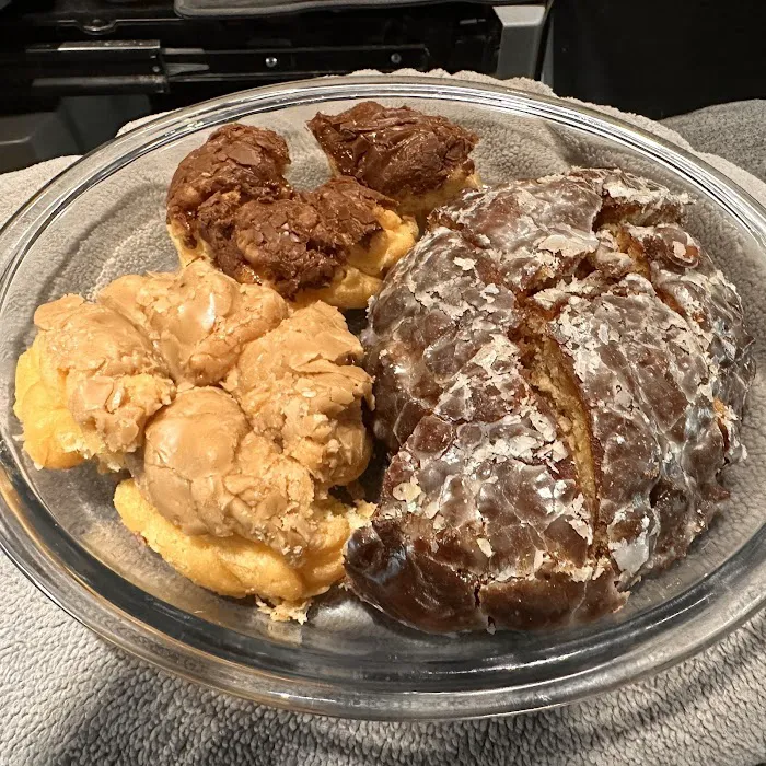 Cherri's Donuts Picture 7