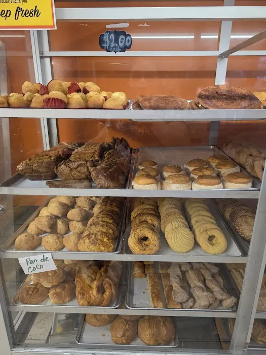 Don Pancho's Bakery Picture 10