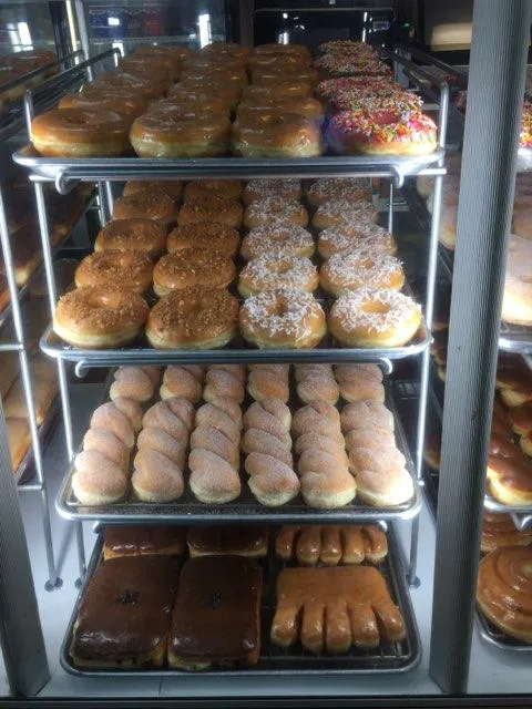 Grand Donuts Picture 5