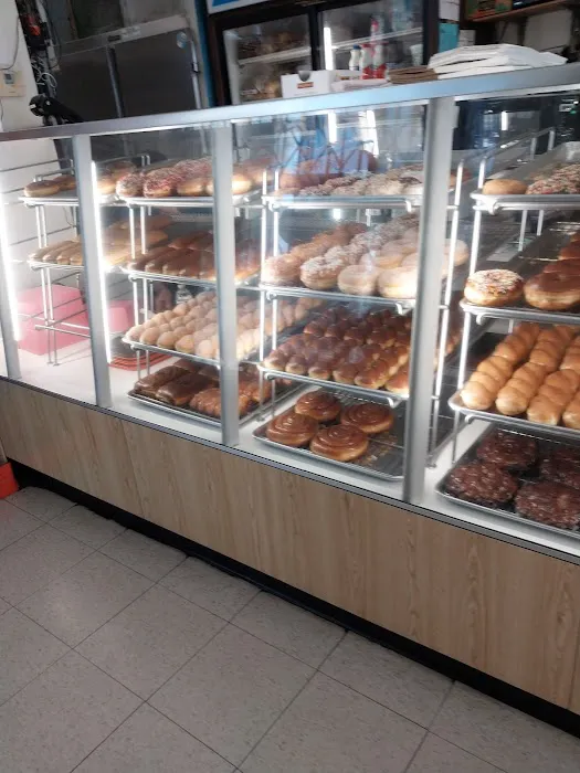 Grand Donuts Picture 1