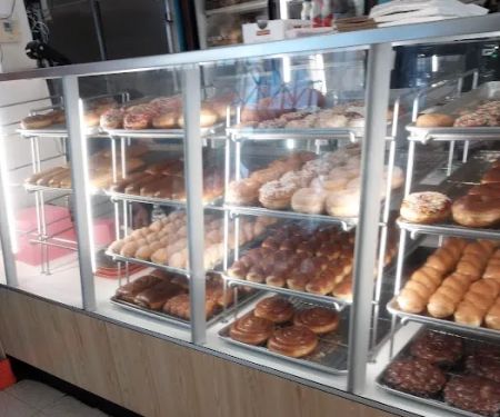 Grand Donuts
