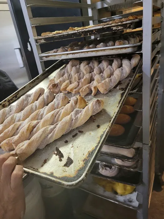 Ramos Bakery Picture 4