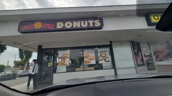 Yum Yum Donuts Picture 4