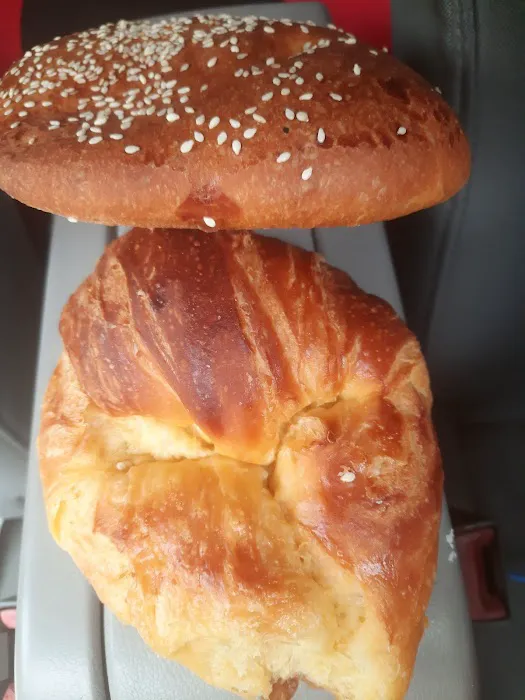 Panaderia y Pasteleria La Mexicana Picture 10