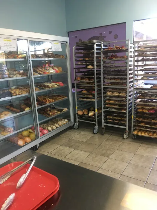 Panaderia y Pasteleria La Mexicana Picture 9