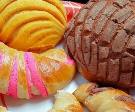 Panaderia y Pasteleria La Mexicana