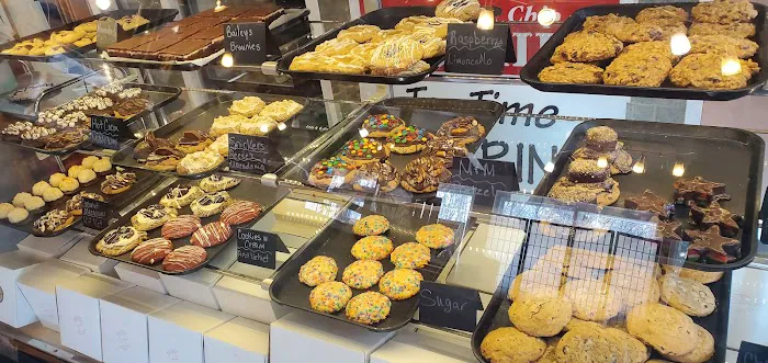La La's Gourmet Cookies Picture 6