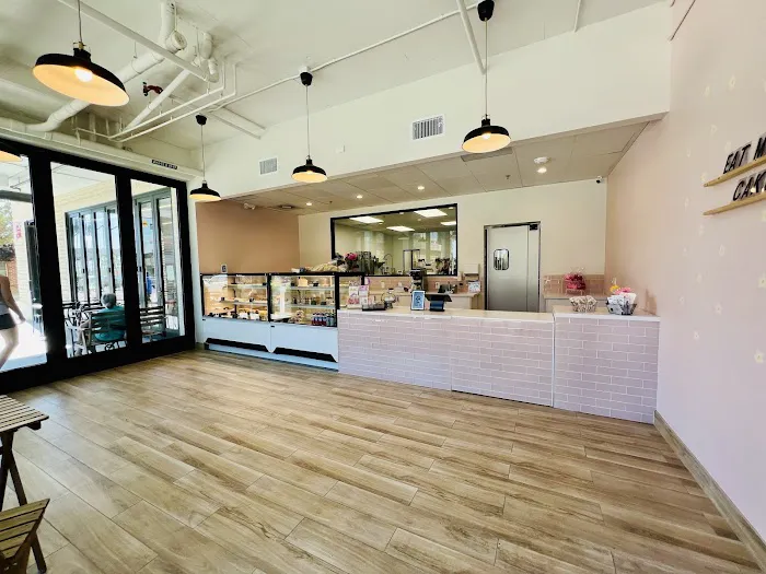 Ivory's Bake Shop Picture 10