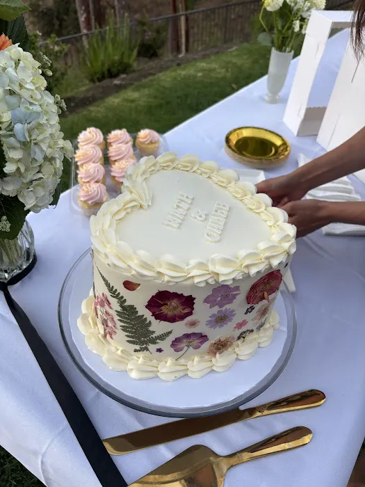 Ivory's Bake Shop Picture 2