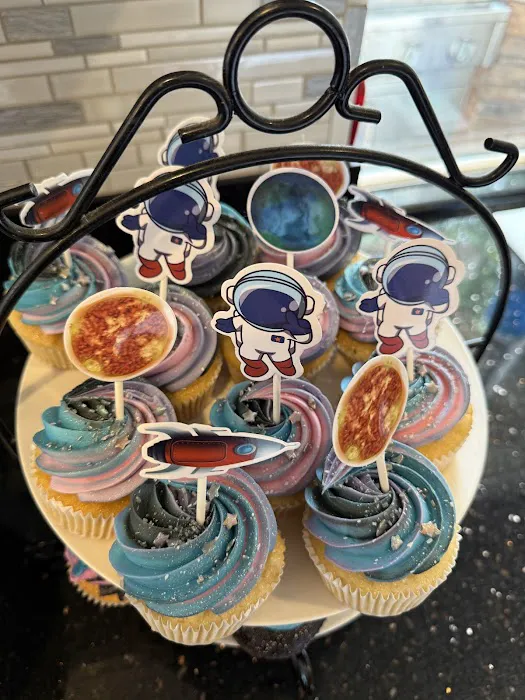 Ivory's Bake Shop Picture 6