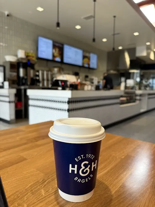 H&H Bagels Picture 5