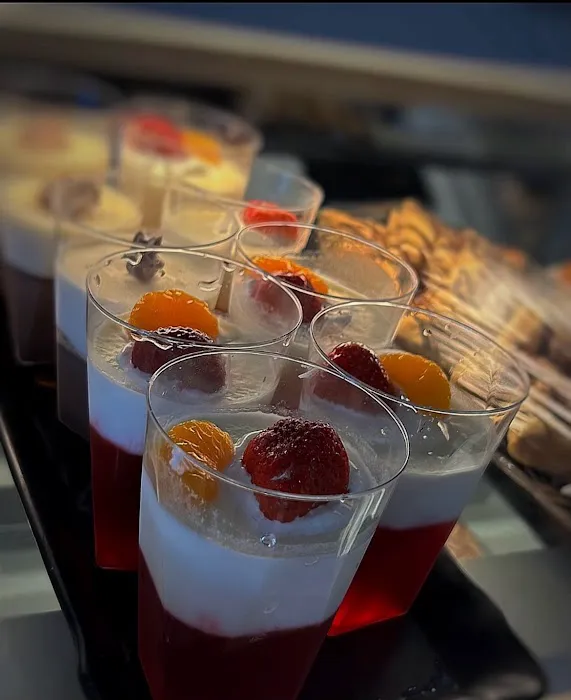Emile’s Pastry & Cafe Picture 4