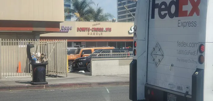 Westside Donuts & Croissants Picture 4