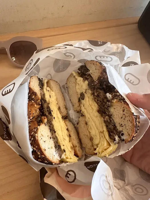Modern Bread and Bagel Picture 3