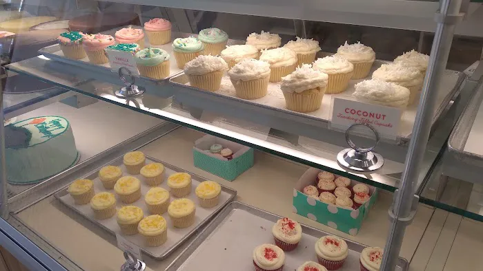 SusieCakes - Brentwood Picture 10