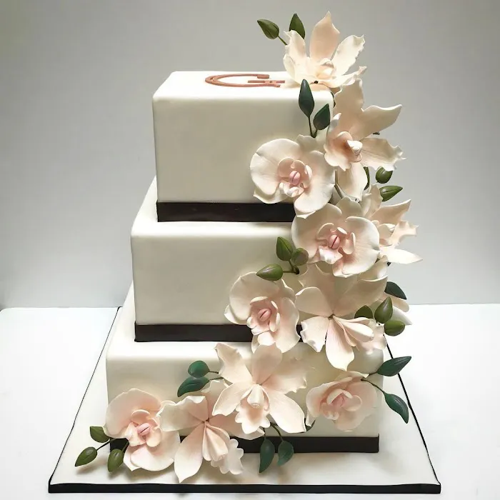 DeliciousArts Custom Cakes Picture 2