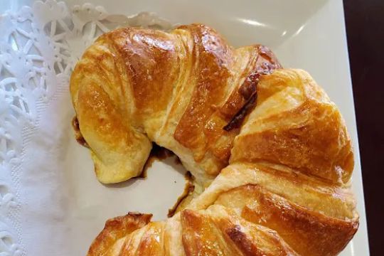 Fred's Bakery & Deli LLC