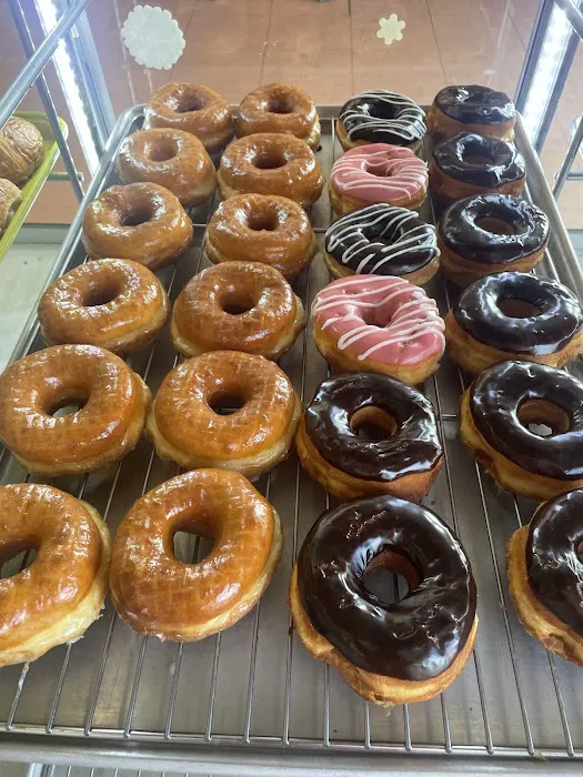 New's Donuts, Coffee & Breakfast Picture 3