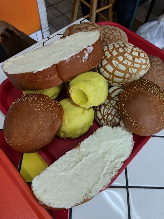 Panaderia Santo Domingo Picture 10