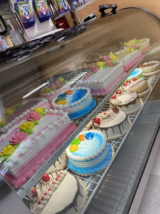 Lili's Bakery Picture 3