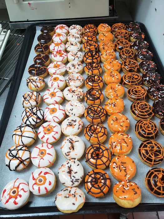 Winchell's Donut House Picture 10