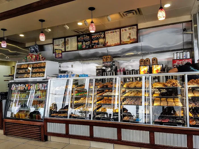 Winchell's Donut House Picture 4