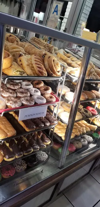Winchell's Donut House Picture 6