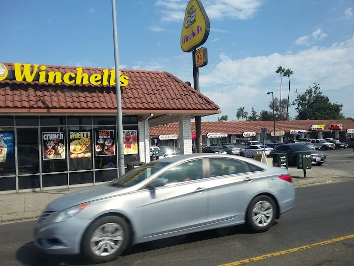 Winchell's Donut House Picture 2