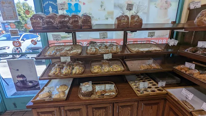 Manmi Bakery Picture 9