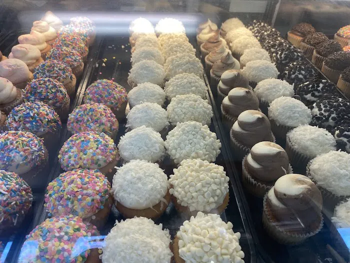 Hansen's Cakes Picture 5