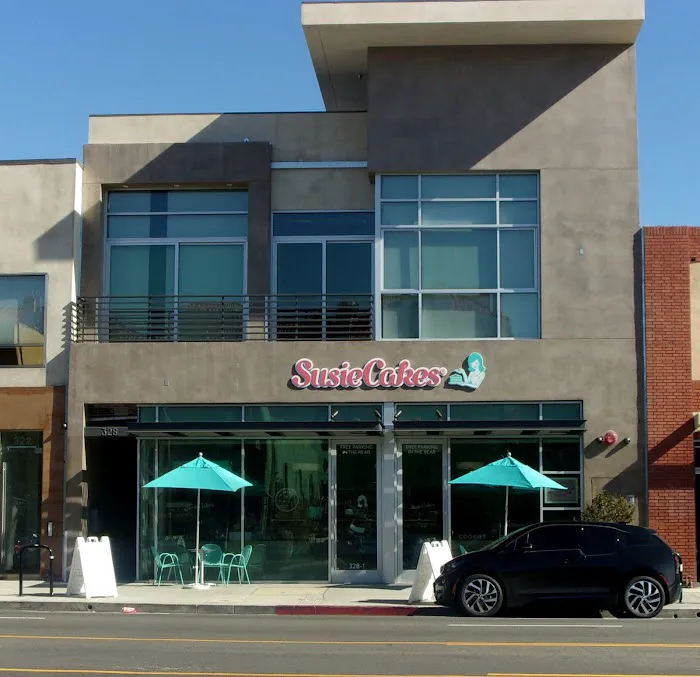 SusieCakes - La Brea Picture 9