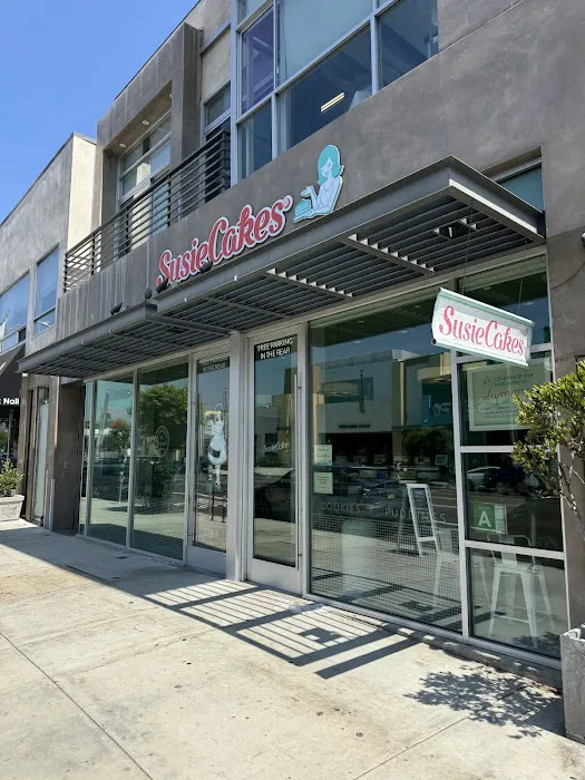 SusieCakes - La Brea Picture 5