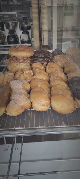 Coffee House Donuts Picture 1