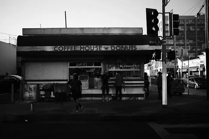 Coffee House Donuts Picture 3