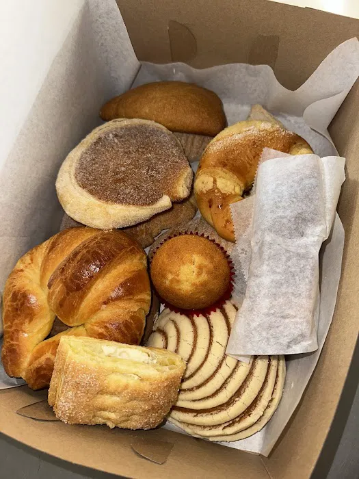 La Sureñita Bakery Picture 7