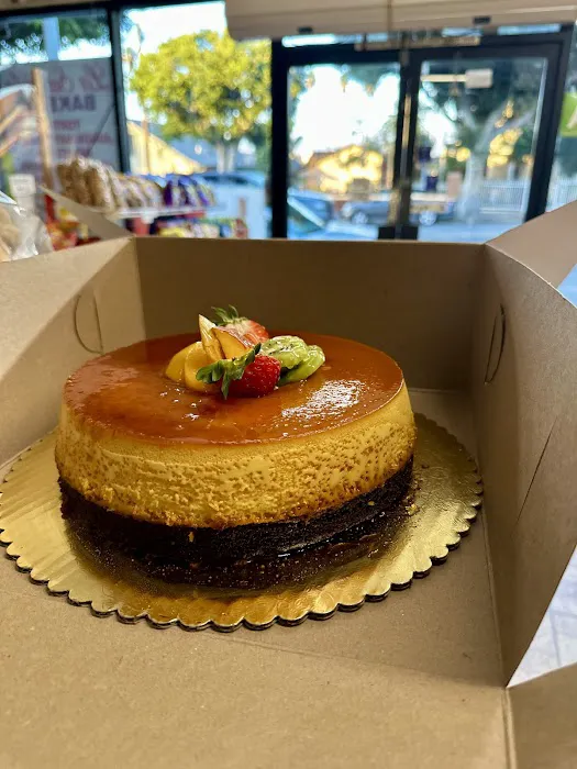 La Sureñita Bakery Picture 9