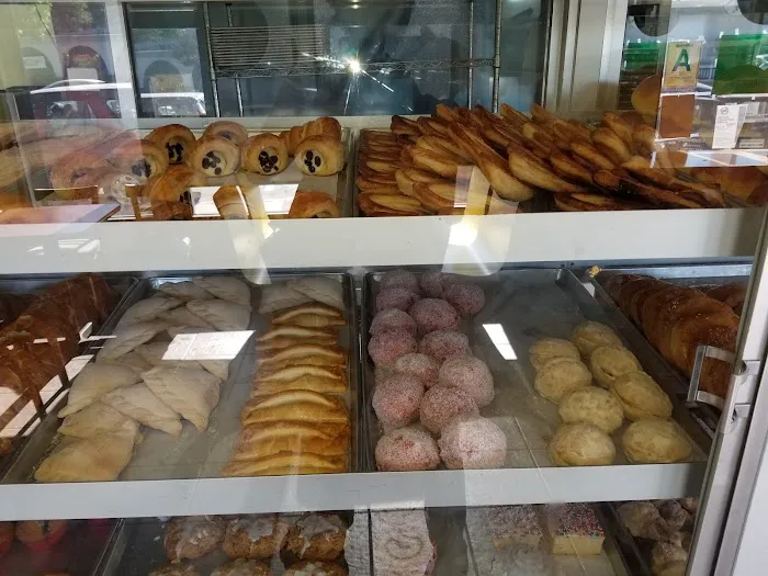 La Central Bakery Restaurant Picture 6