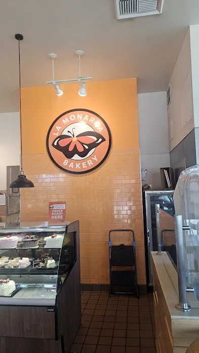 La Monarca Bakery & Cafe Picture 9