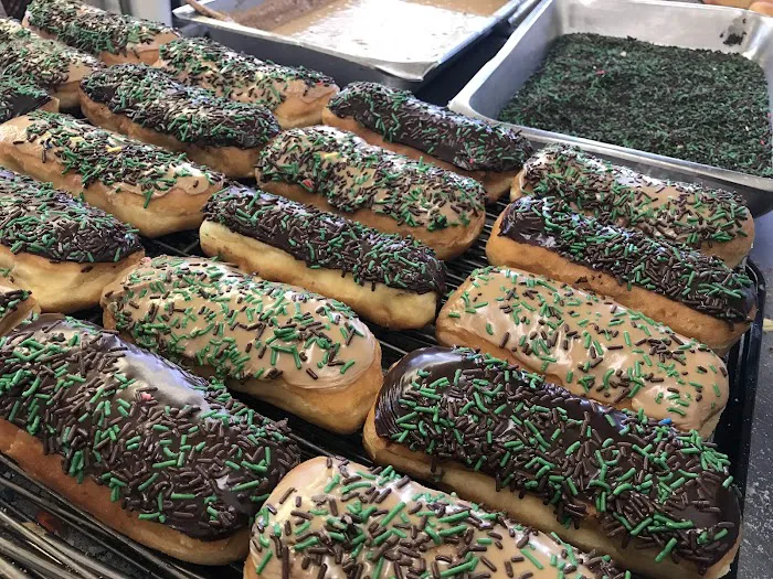 Yum Yum Donuts Picture 6