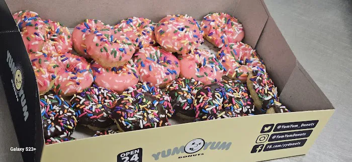 Yum Yum Donuts Picture 5