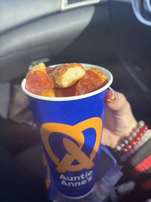 Auntie Anne's Picture 1