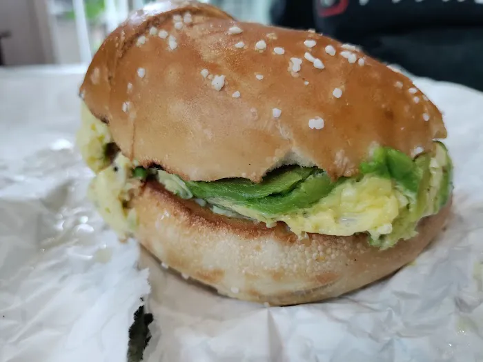 Fifth Avenue Bagelry Picture 10