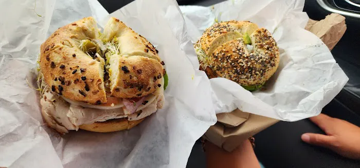 Fifth Avenue Bagelry Picture 1